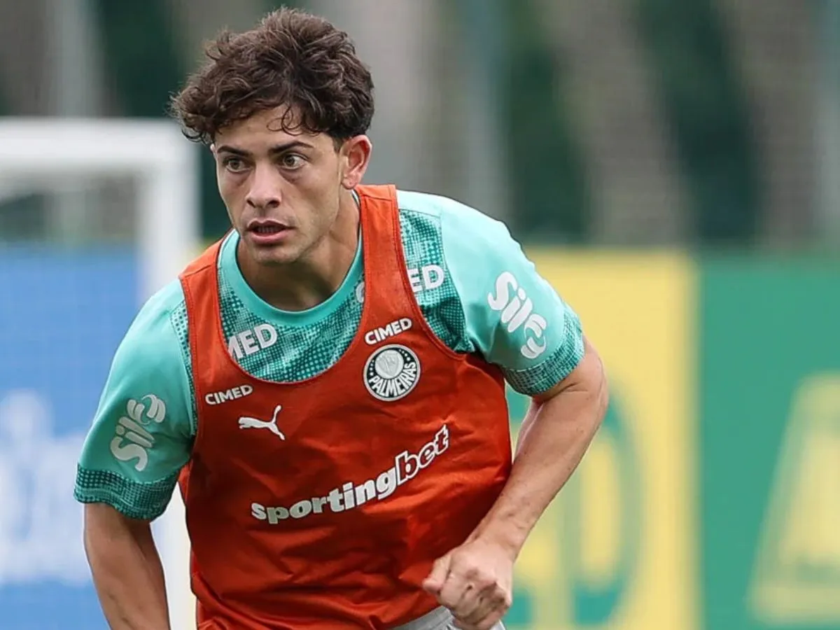 Roma monitora Agustín Giay para substituir Wesley, e Palmeiras admite venda por valor milionário