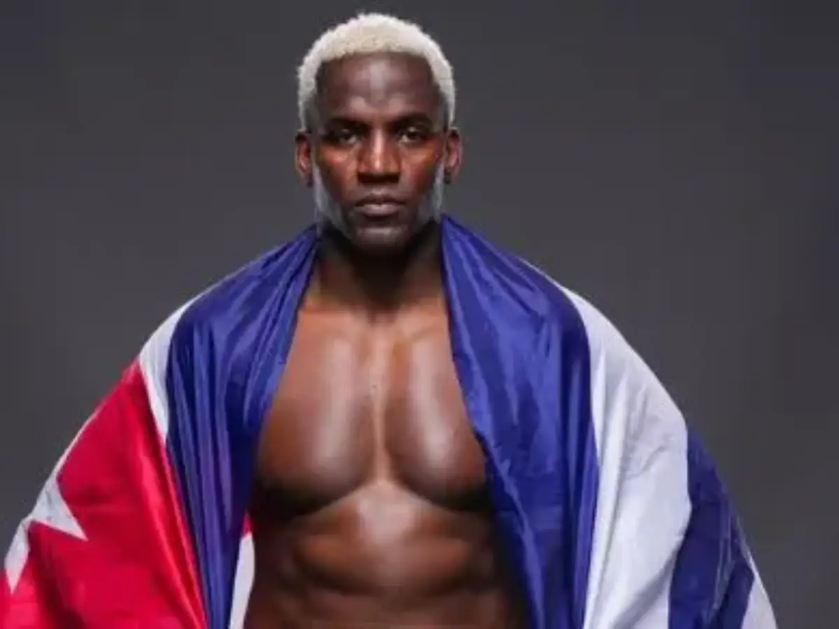 Robelis Despaigne e Junior Cigano se enfrentam no histórico evento da Netflix