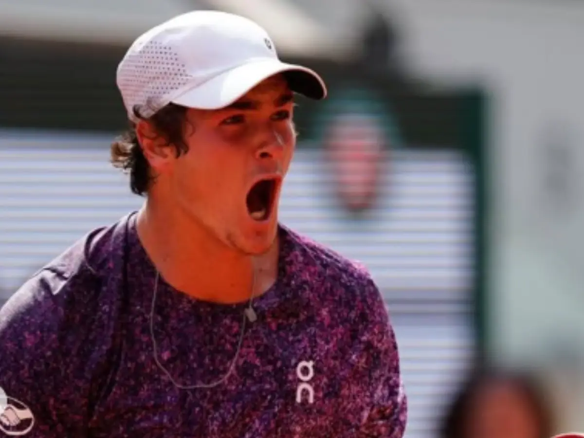 João Fonseca faz história em Roland Garros