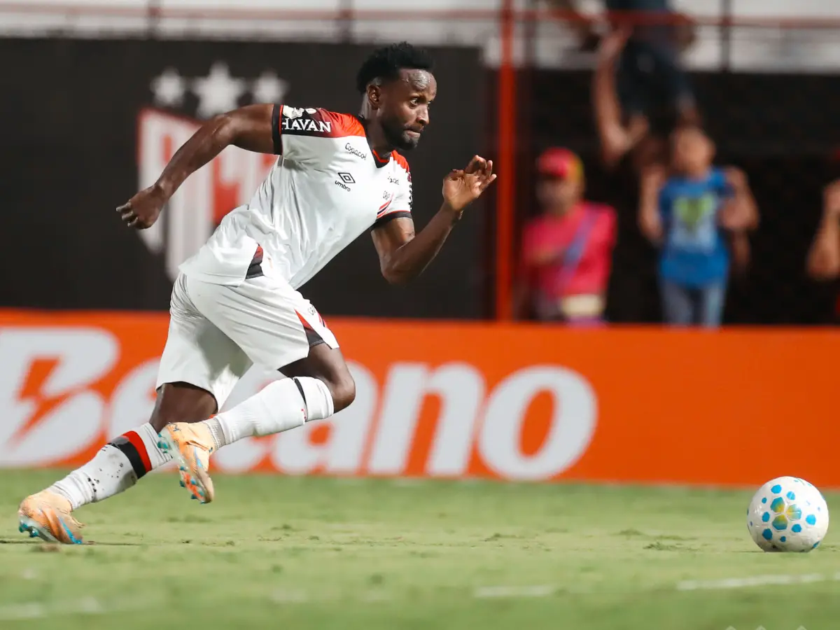 Athletico-PR elimina o Atlético-GO na Copa do Brasil