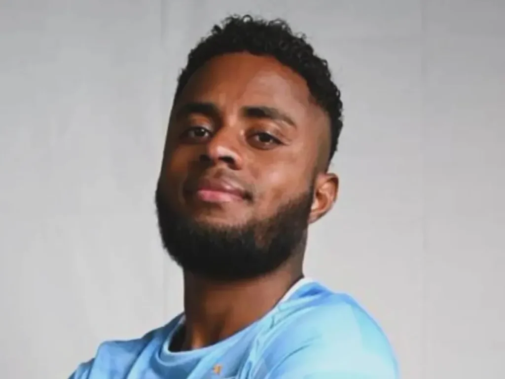 Diego Palacios busca retomada no Equador enquanto Corinthians acompanha situação do lateral