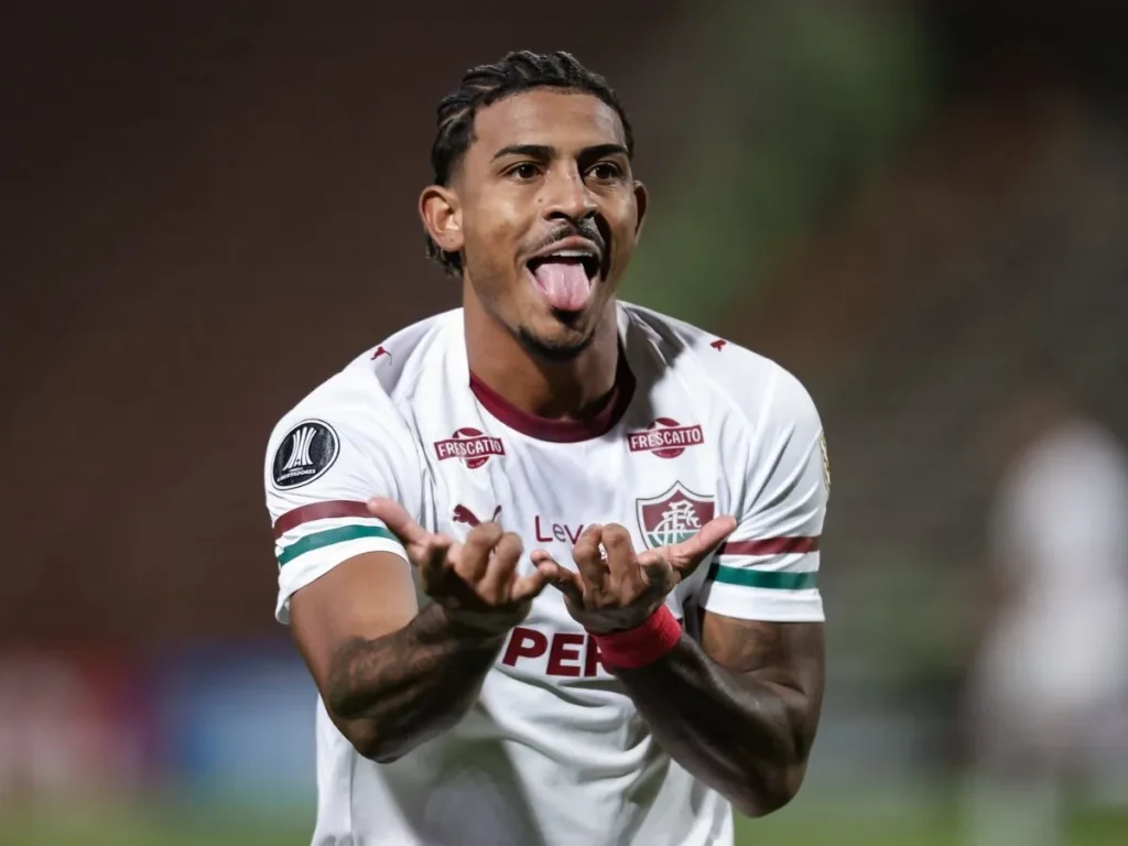 John Kennedy desperta interesse da Europa, mas Fluminense faz jogo duro por artilheiro