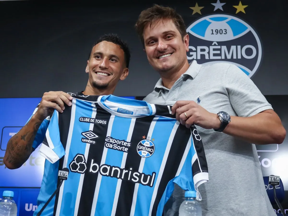 Dodi negocia saída do Grêmio e Chapecoense prepara investida pelo volante