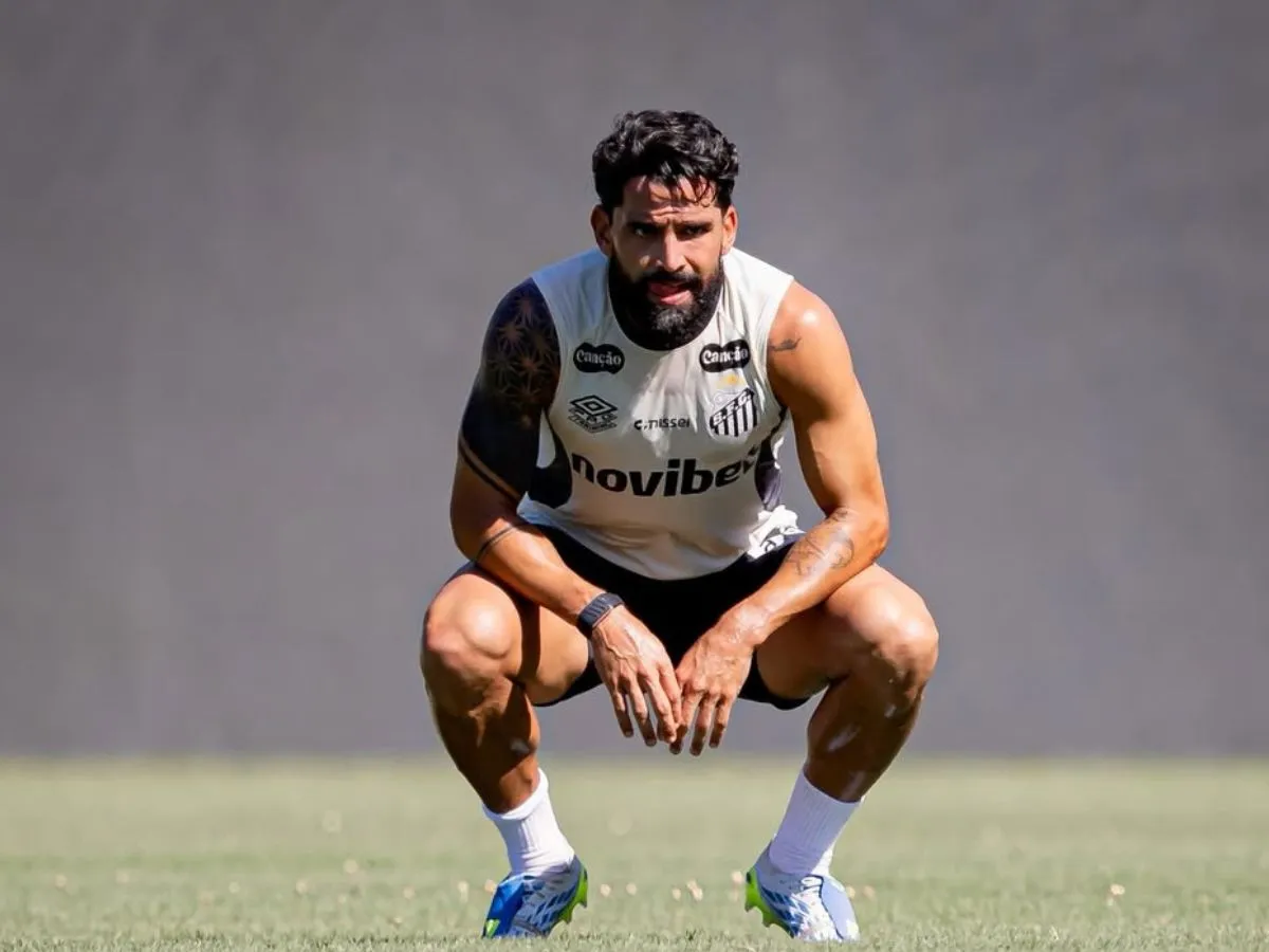 Santos negocia rescisão contratual de Tomás Rincón; saiba detalhes