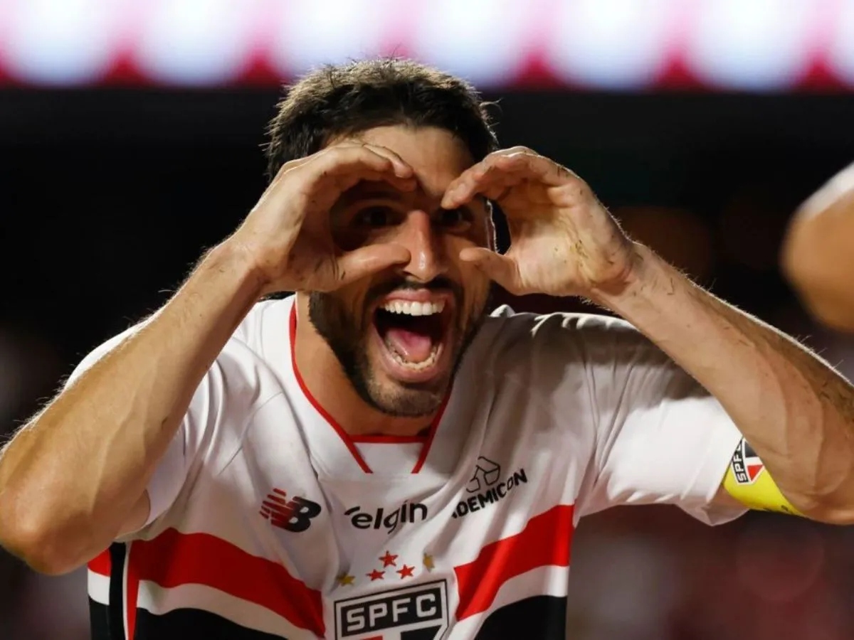 Jonathan Calleri marca em vitória do São Paulo