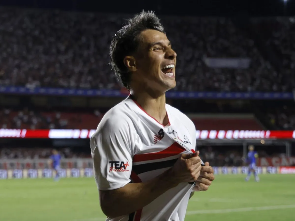 Panathinaikos procura Ferreirinha, mas São Paulo exige venda definitiva para liberar atacante; saiba detalhes