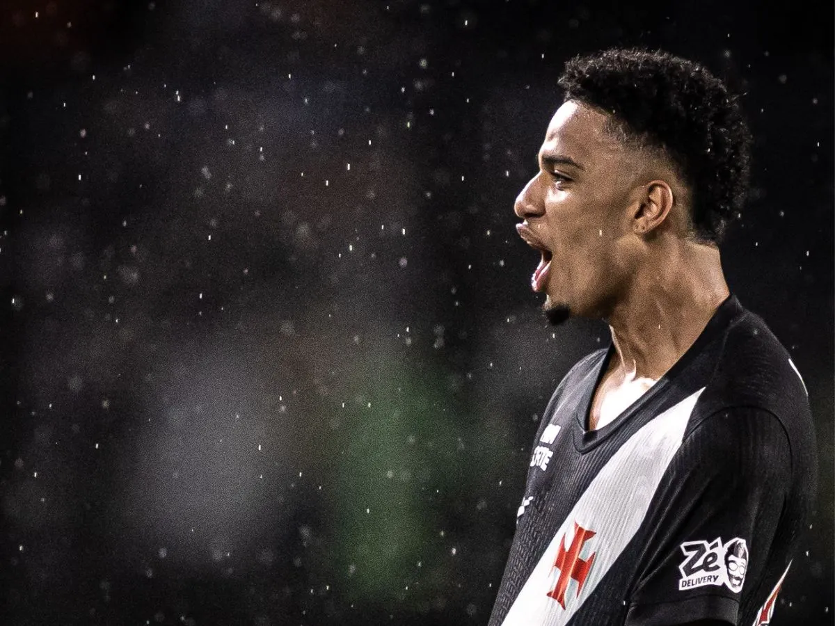 Vasco encaminha renovação de empréstimo de Robert Renan e adia compra definitiva junto ao Zenit