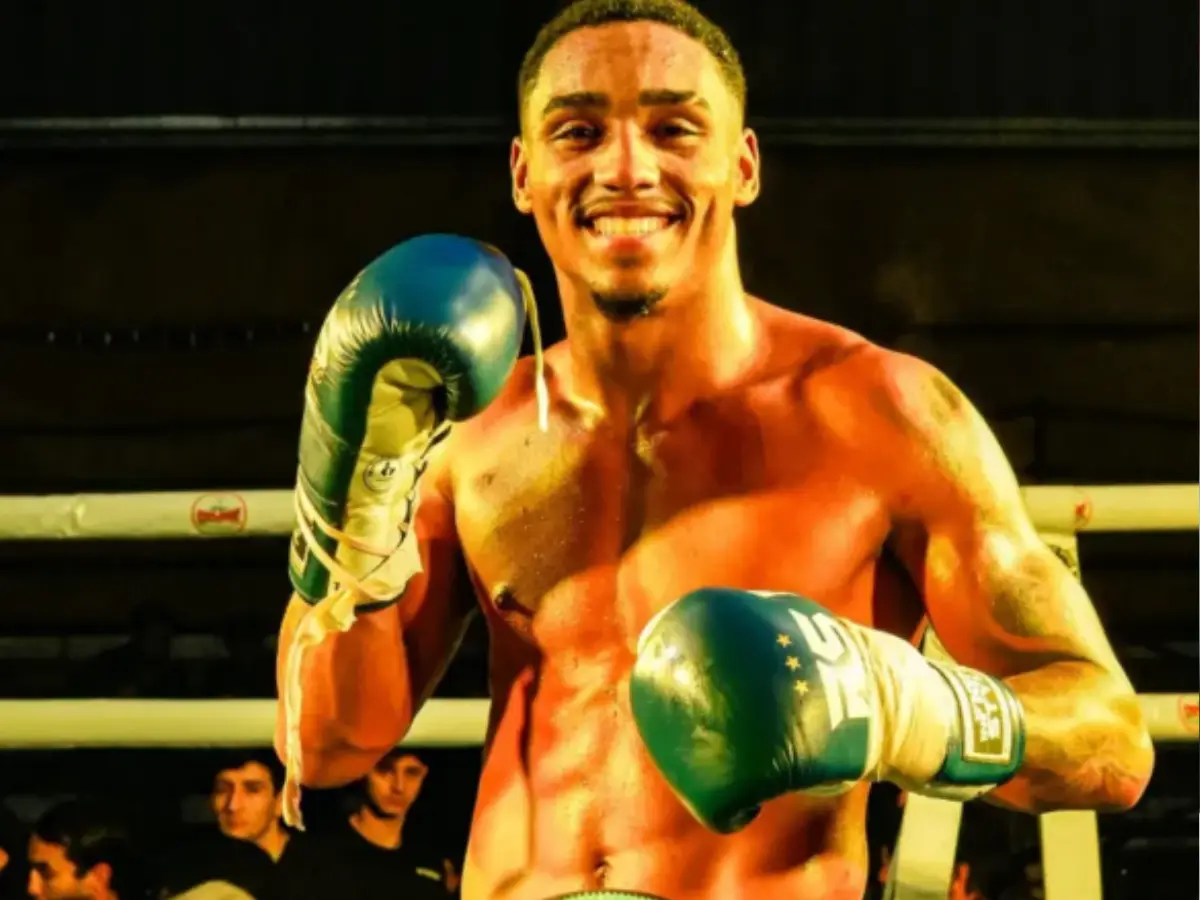 Matheus Pinokio conquista o cinturão da WMO na Argentina