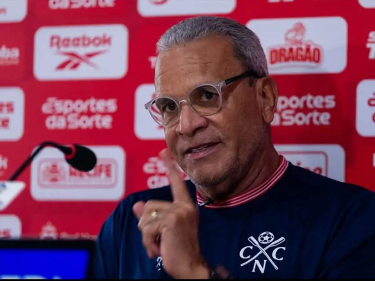 Hélio dos Anjos terá reforços no Náutico diante do CRB