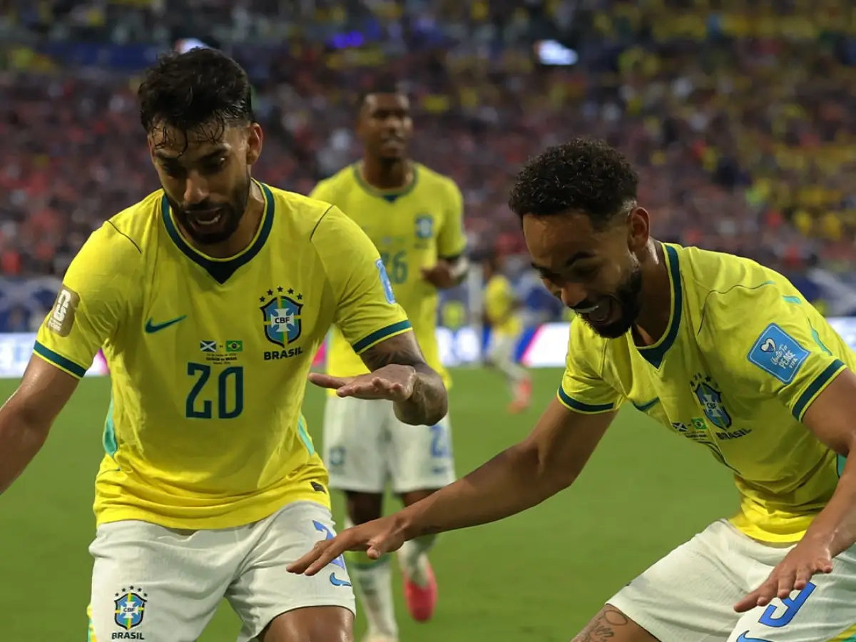 Lucas Paquetá sofre lesão