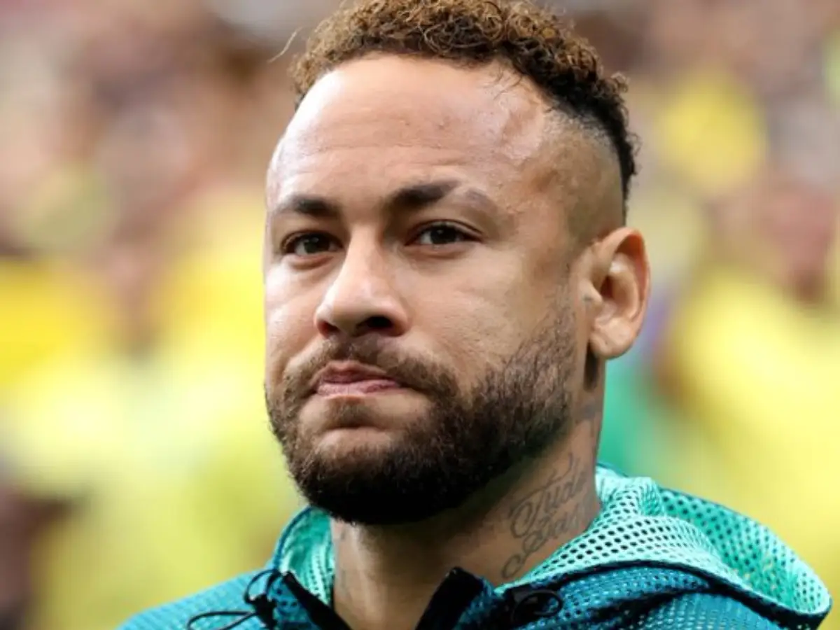 Neymar não entrou diante do Japão