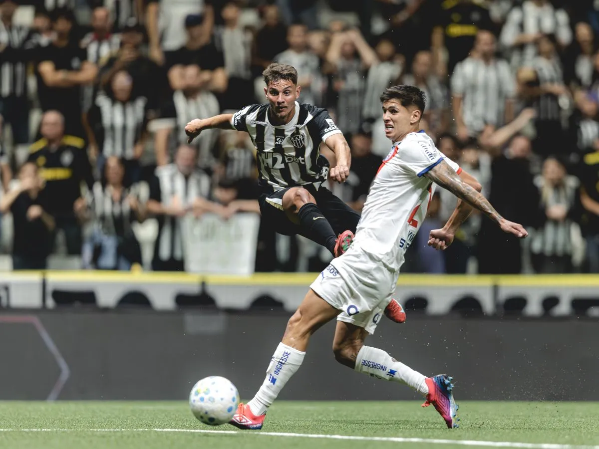 Atlético-MG e Bahia empatam na Arena MRV em jogo de equilíbrio pelo Brasileirão