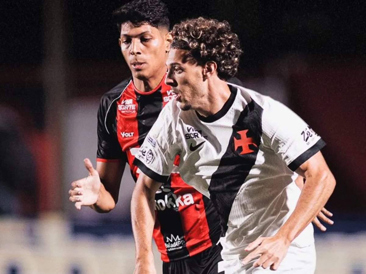 Vitória vence Vasco na estreia de Pedro Emanuel e deixa rival na zona de rebaixamento