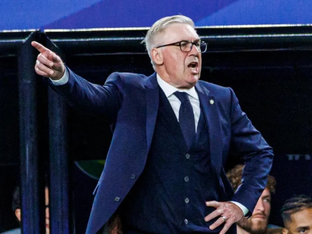 Carlo Ancelotti respondeu Thiago Silva.