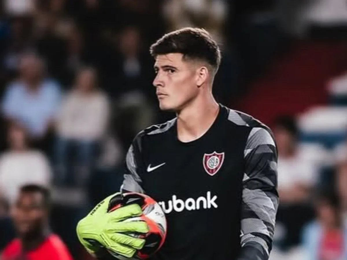Orlando Gill será o novo goleiro do Manchester United? San Lorenzo define preço