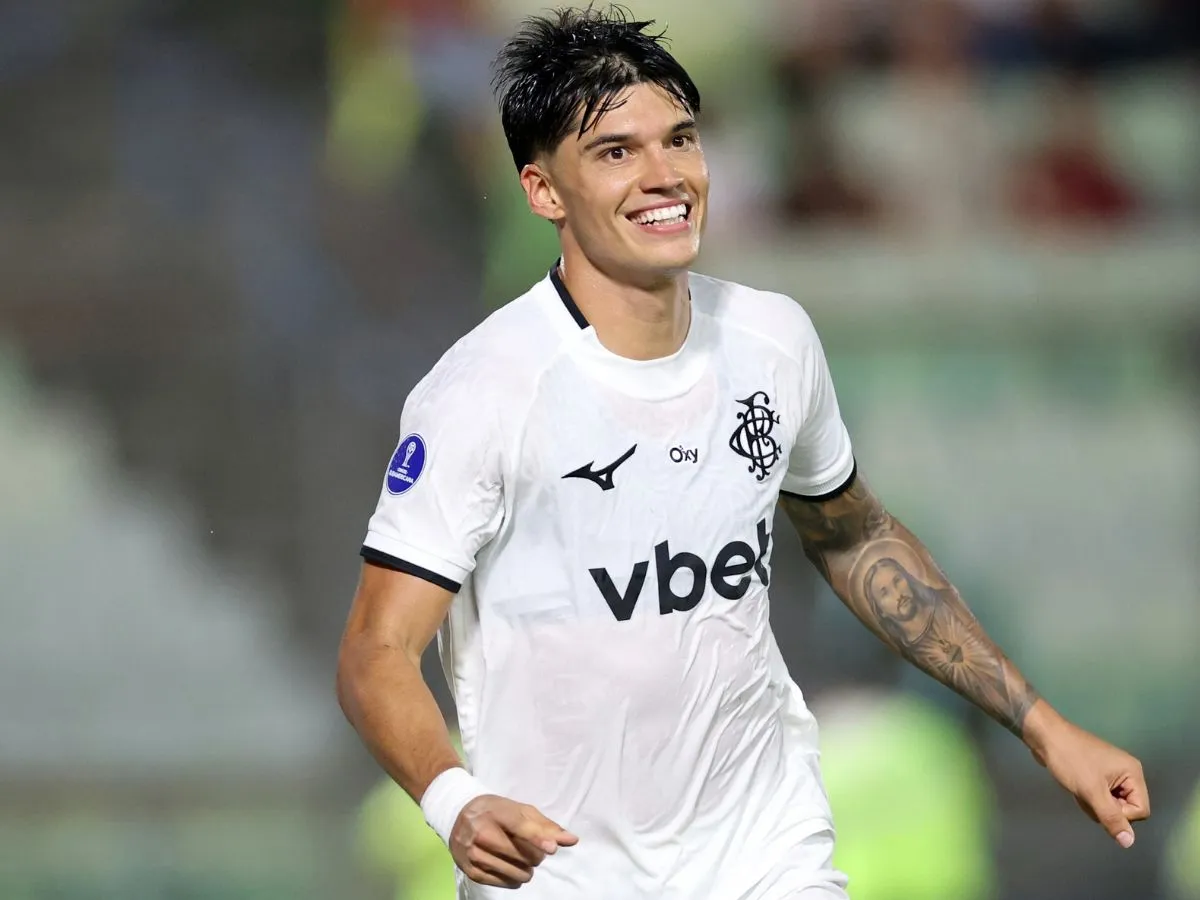 Joaquín Correa pode deixar o Botafogo? Estudiantes abre negociação, mas salário milionário pesa