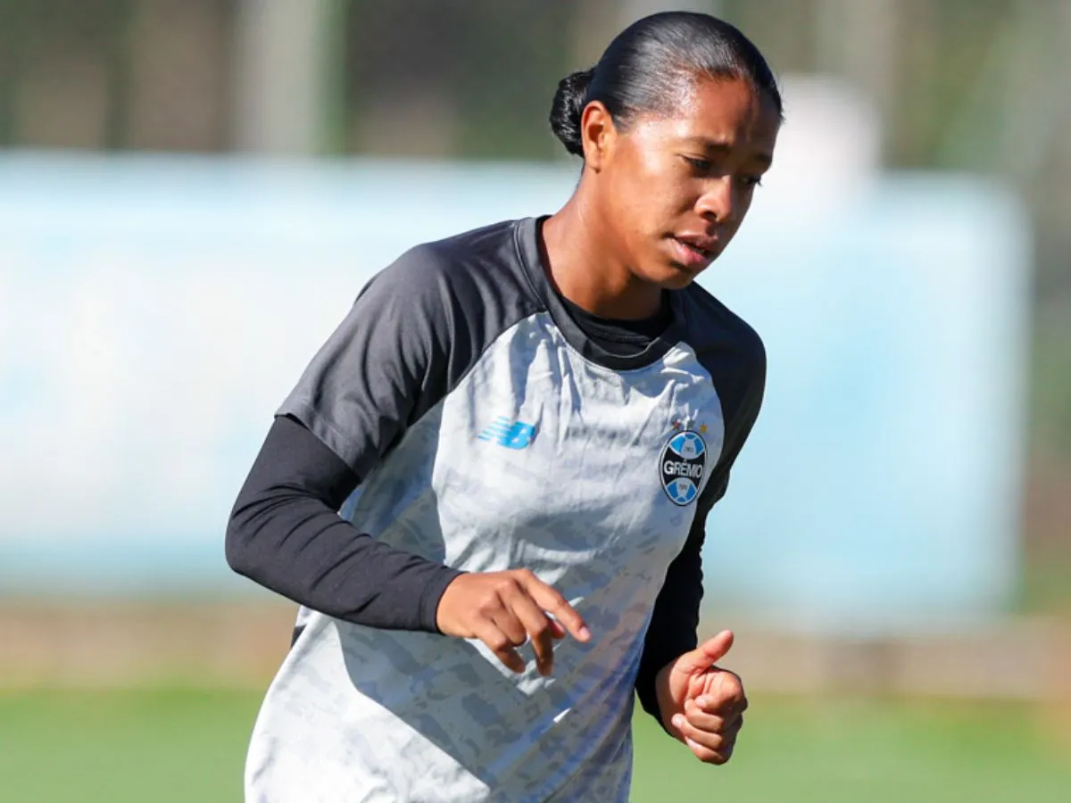 Grêmio assegura permanência de líder do elenco feminino; saiba detalhes