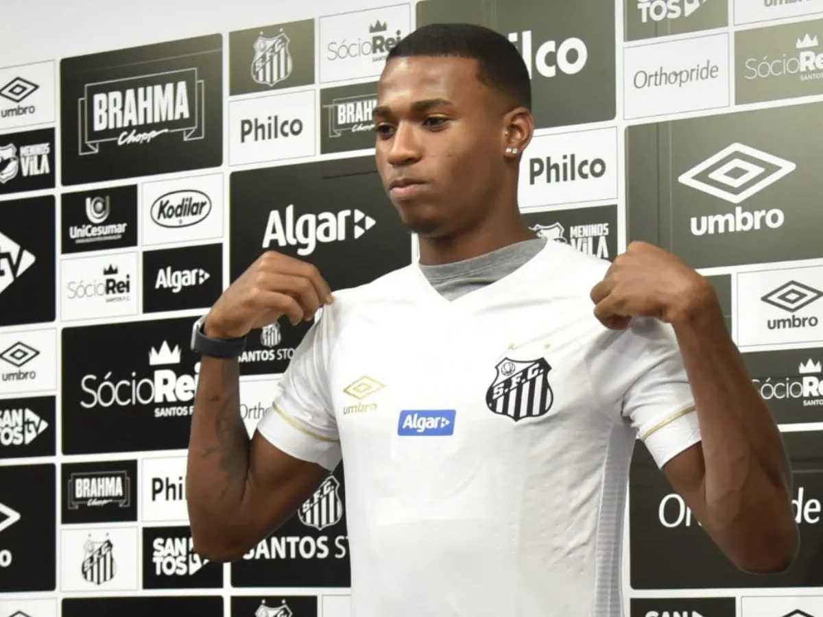 Santos leva transfer ban da FIFA; saiba a origem da dívida