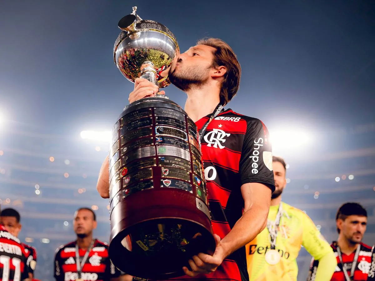Flamengo dá ultimato ao River Plate sobre Matías Viña; entenda o impasse