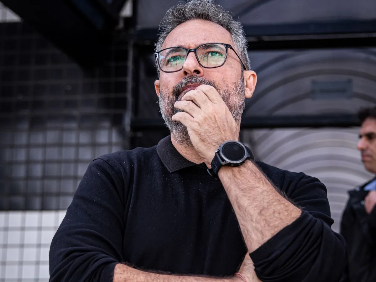 Por que o Santos não poderá contratar jogadores? Entenda o impacto do transfer ban da Fifa