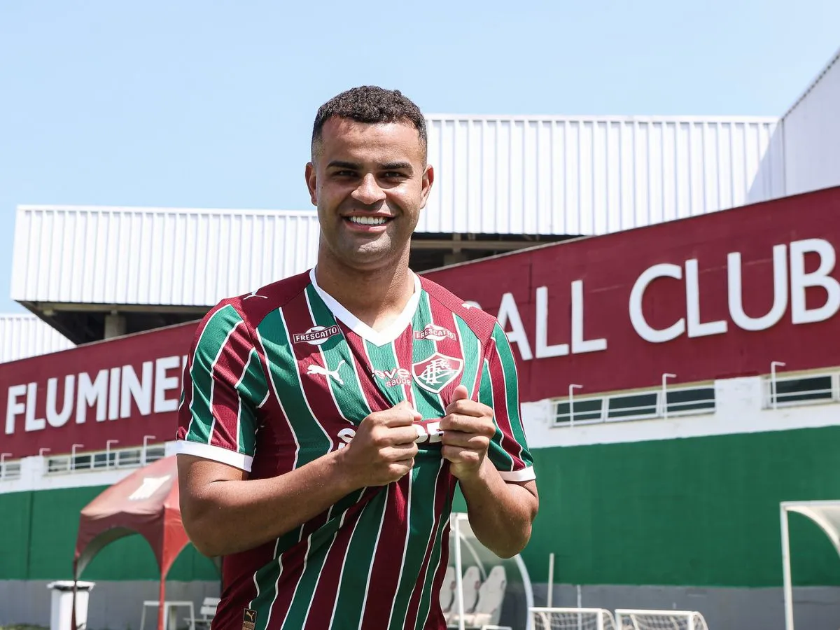 Alisson tenta recuperar espaço no Fluminense e futuro depende do segundo semestre