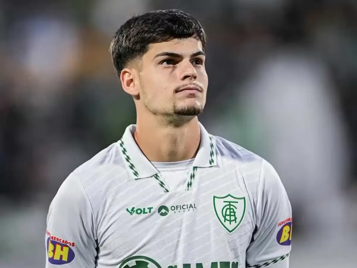 Paulinho foi contratado pelo Vasco da Gama