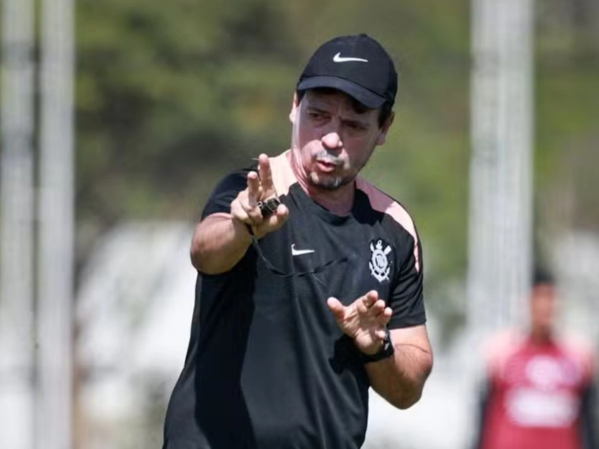 Vai poupar? Veja a escalação do Corinthians para o jogo contra o Flamengo pelo Brasileirão