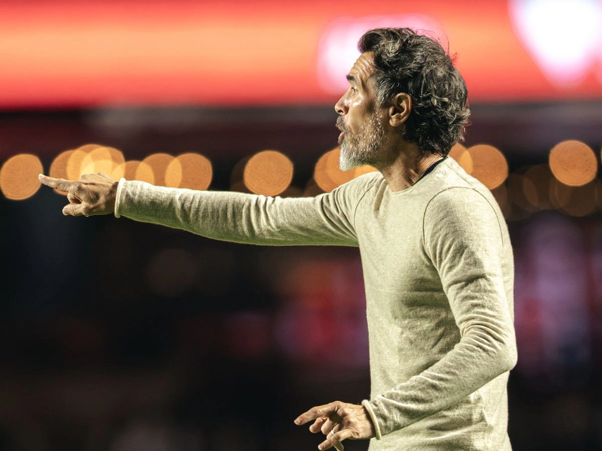 Eduardo Domínguez revela o que derrubou o Atlético-MG após 100 dias