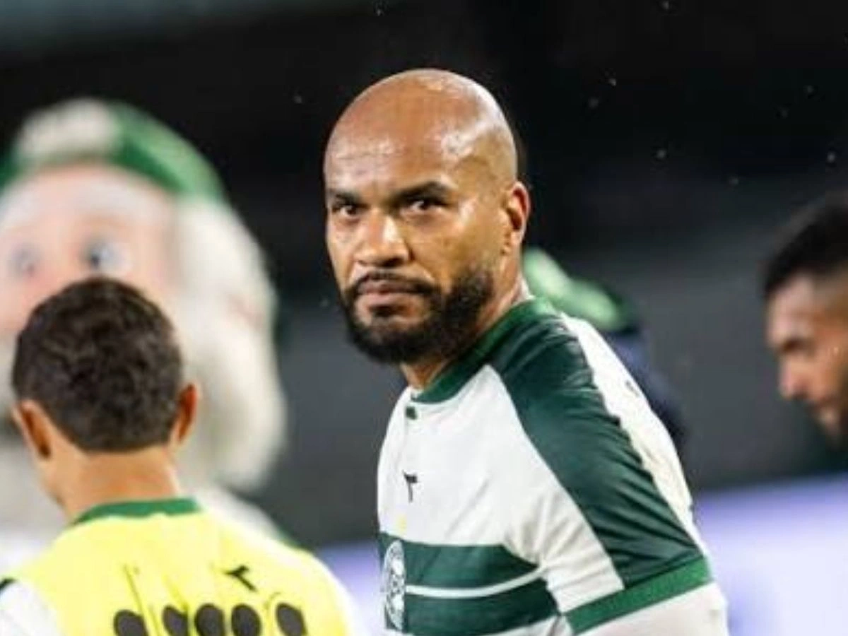 Rodrigo Moledo brilha nas duas áreas e lidera reação do Coritiba contra o Athletico; veja números