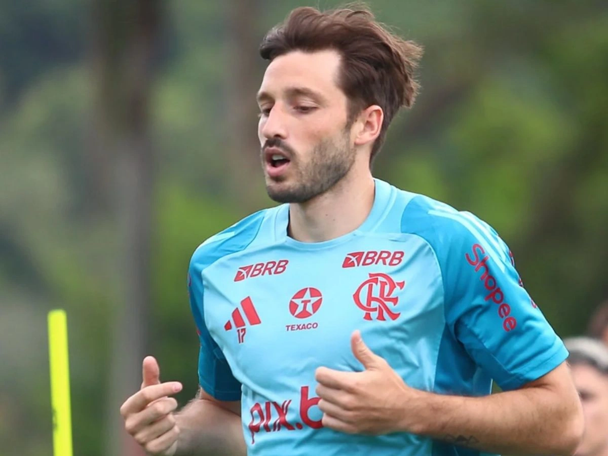 Matías Viña fica sem saída após River Plate tentar devolvê-lo ao Flamengo