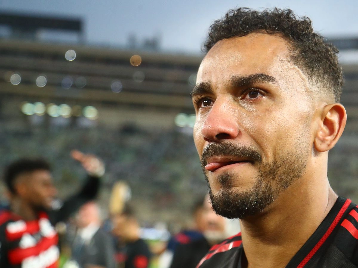 Danilo se aproxima de renovação com o Flamengo; saiba detalhes