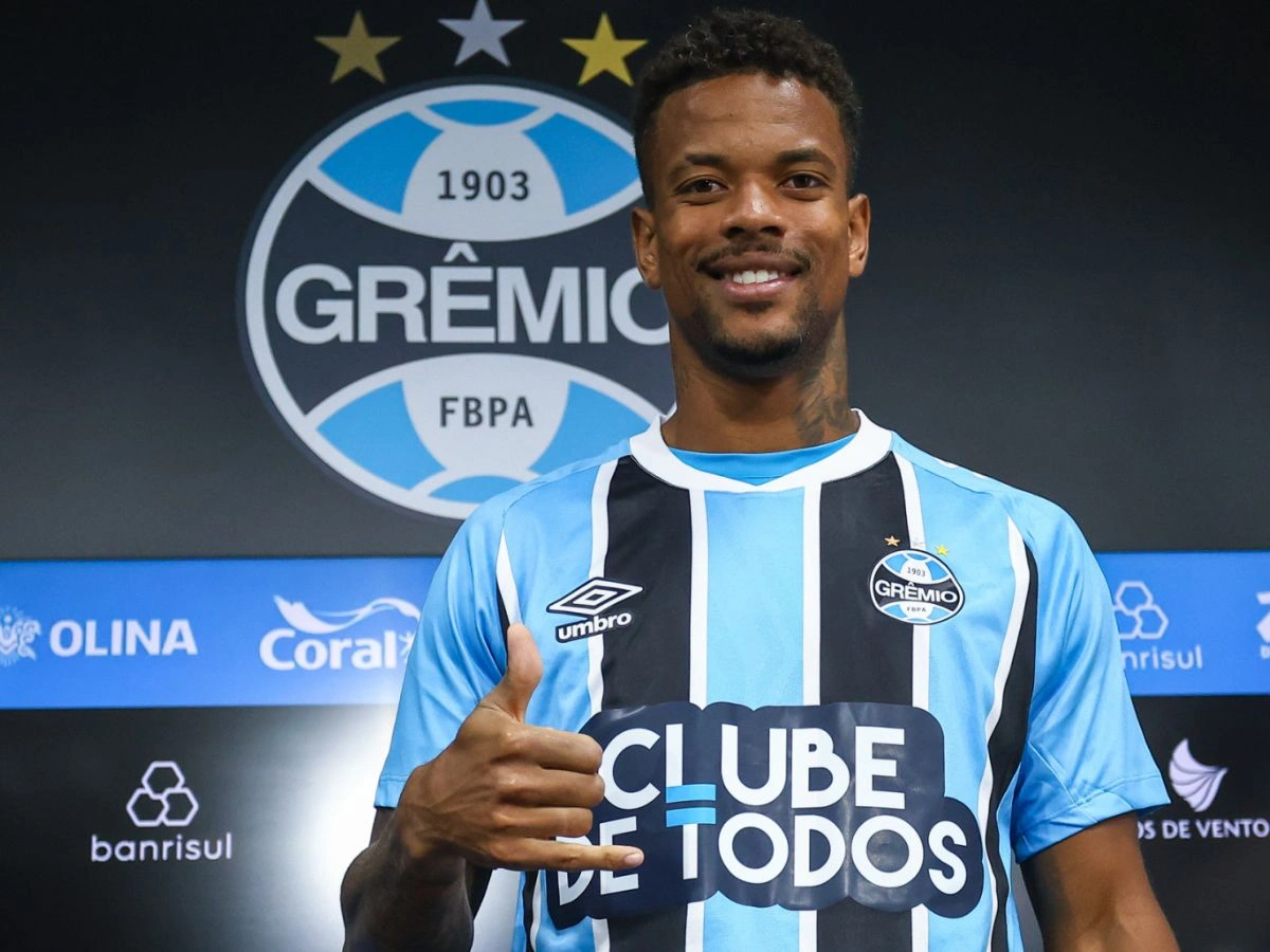 Caio Paulista tem noite para esquecer na derrota do Grêmio; veja números
