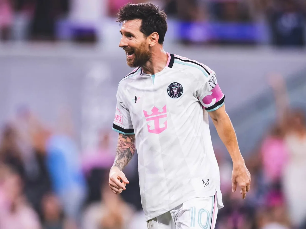 Lionel Messi tem apresentado números incríveis após Copa do Mundo e ter anunciado abandono da Seleção Argentina