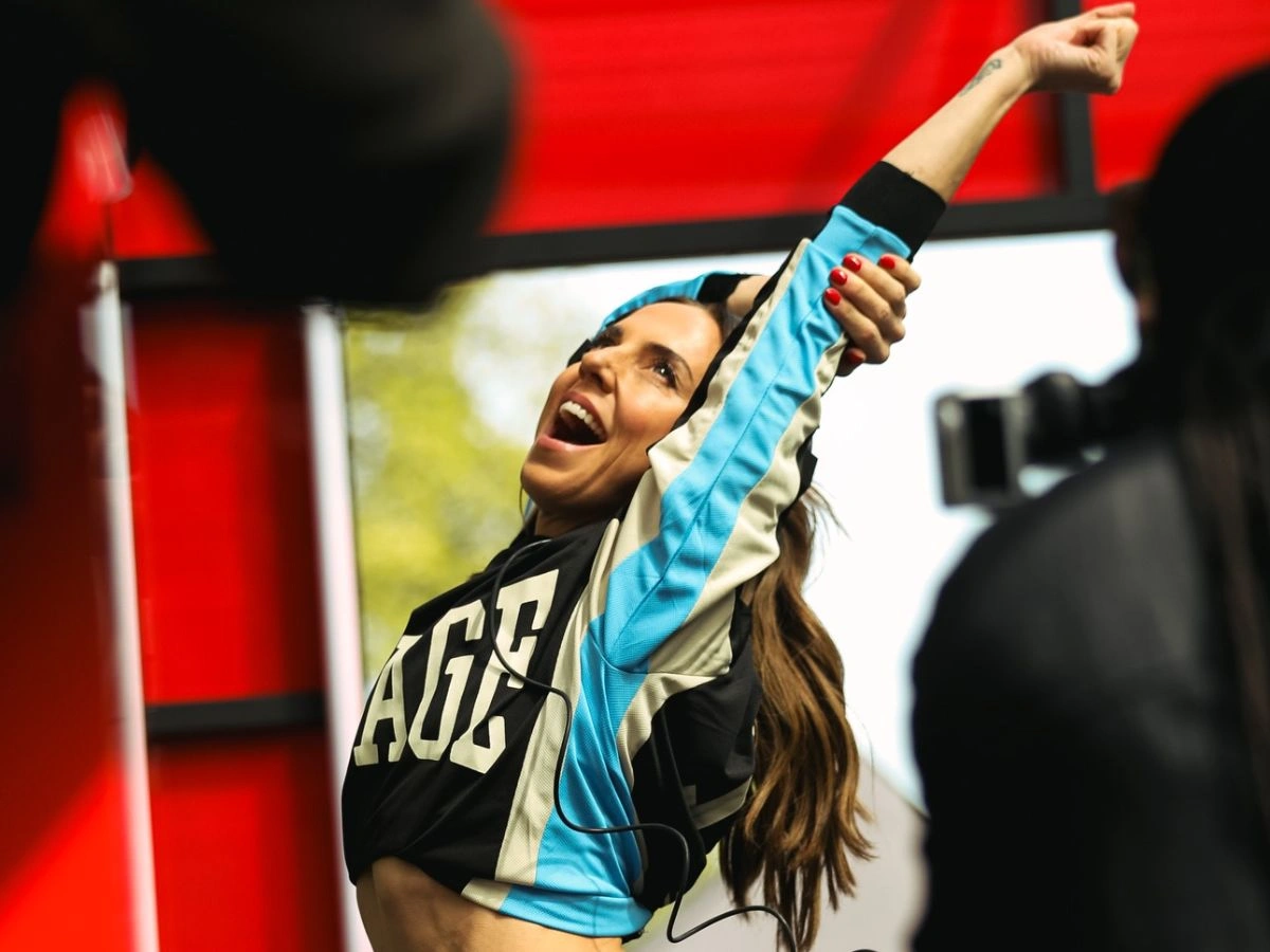 Ex-Spice Girl vira patrocinadora de clube mais antigo do mundo