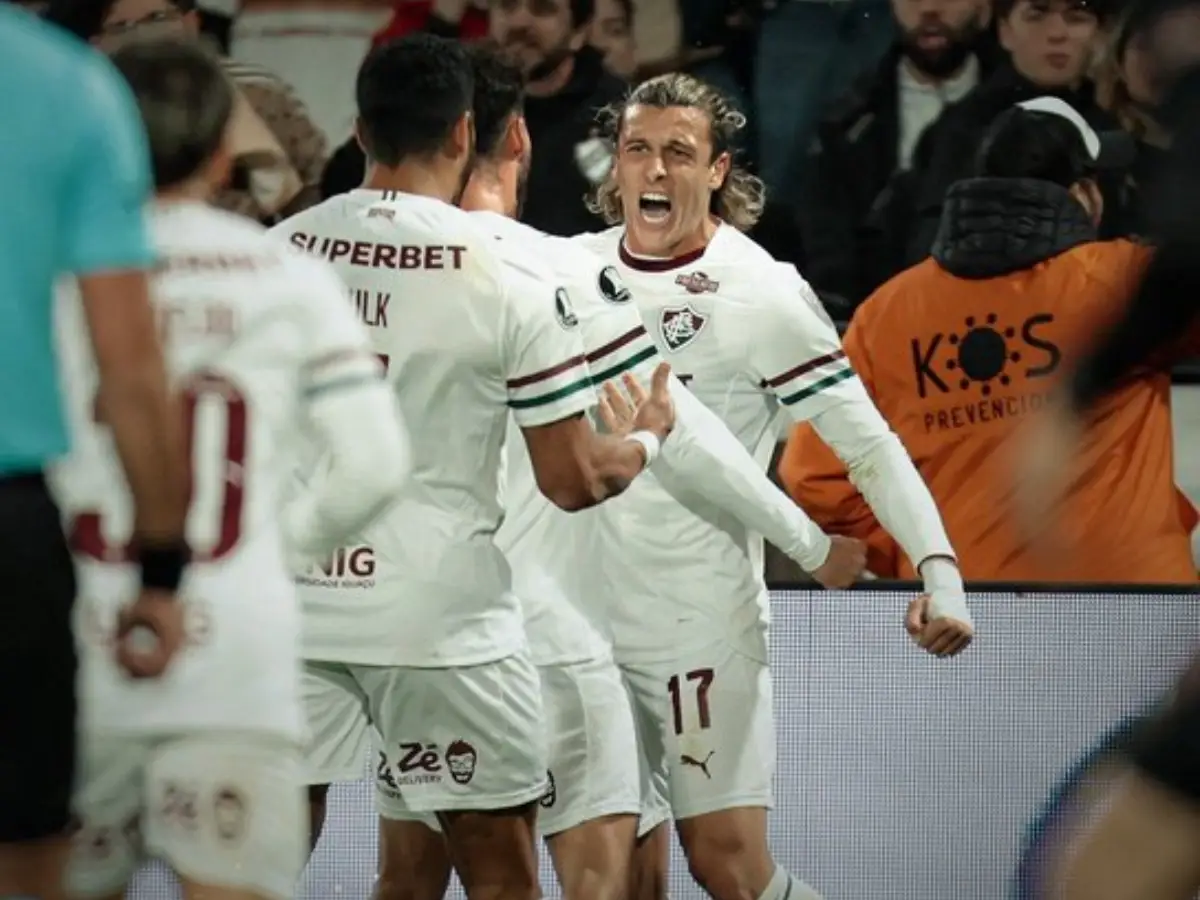 Agustin Canobbio marca gol da classificação do Fluminense