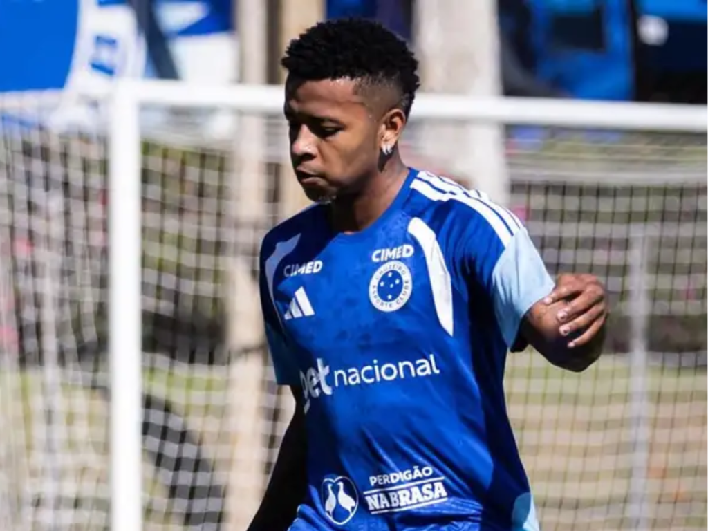 Keny Arroyo preocupou o Cruzeiro.