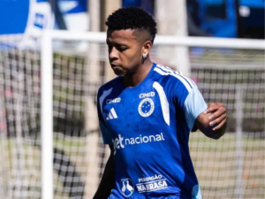Keny Arroyo preocupou o Cruzeiro.