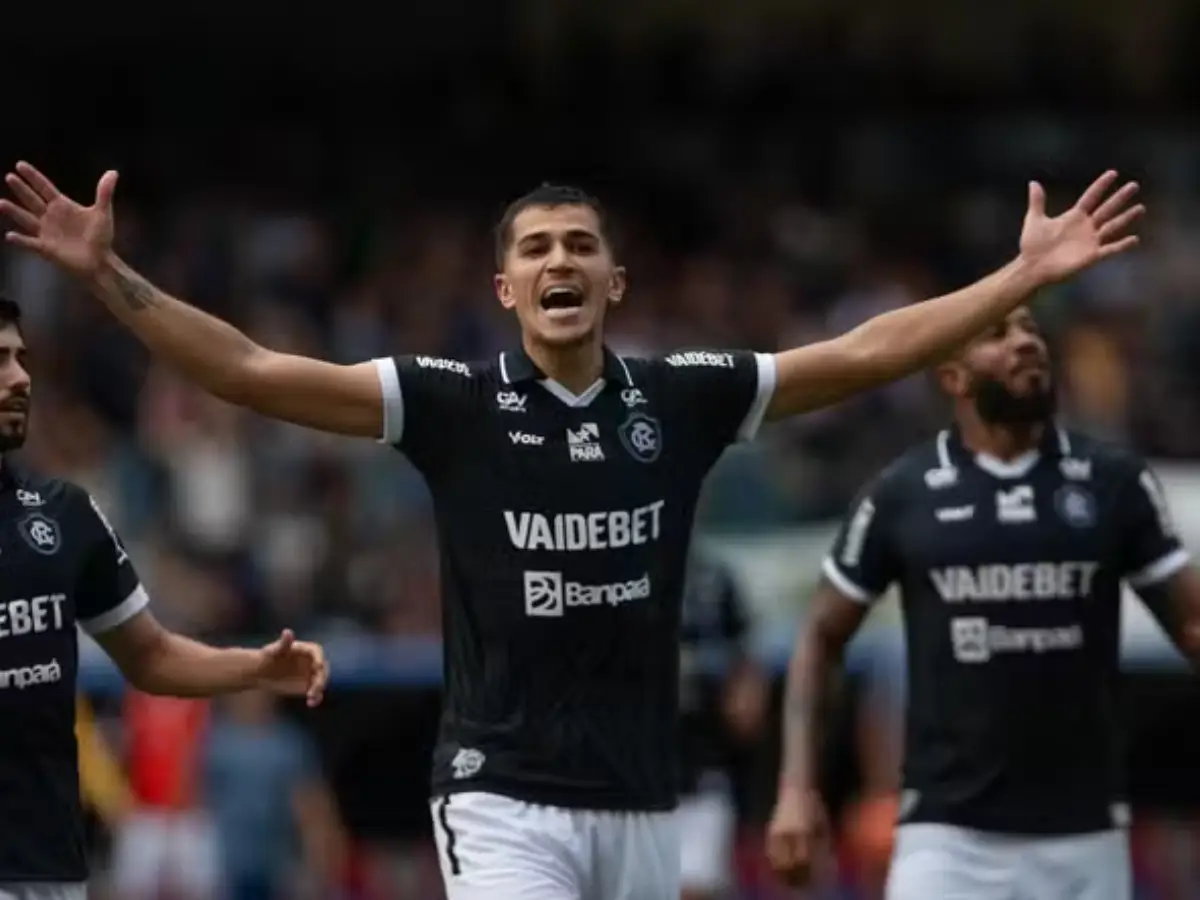 Vitor Bueno faz desabafo após derrota do Remo